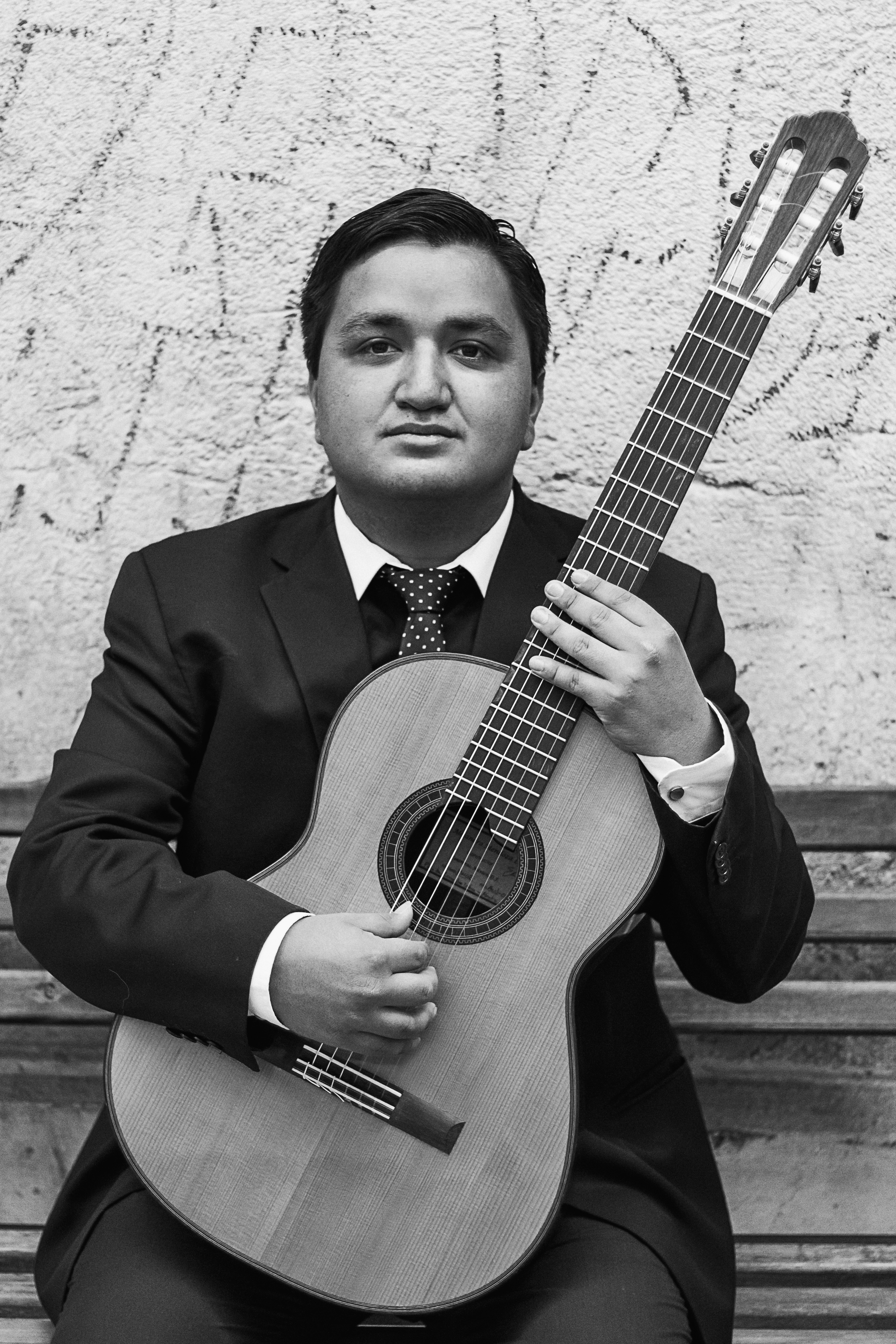 Juan Sebastián Castro Barrón, guitarrista.jpg