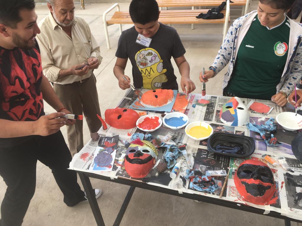 taller de máscaras al DIF 4 de jul. 2019 (3).jpg