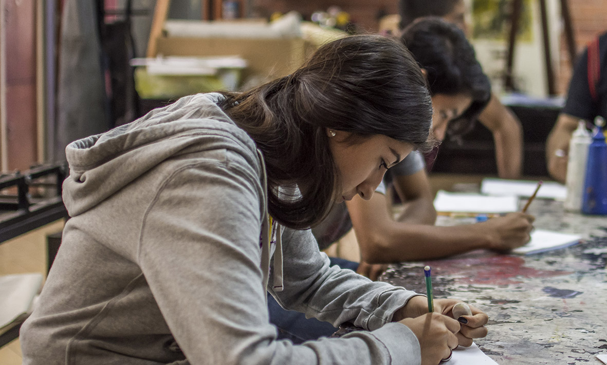 Los talleres para público juvenil abordan diferentes disciplinas.jpg