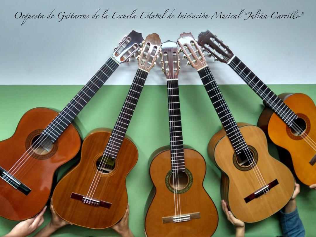 ORQUESTA GUITARRAS 1.jpg